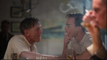 Daniel Craig e Drew Starkey em 'Queer', filme de Luca Guadagnino. Foto: Yannis Drakoulidis / A24/Divulgação